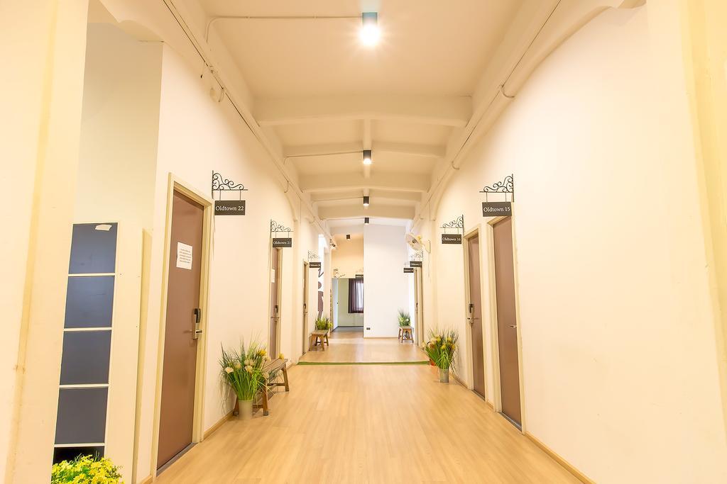 Oldtown Hostel Bangkok Exterior foto